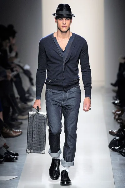 Look 20
